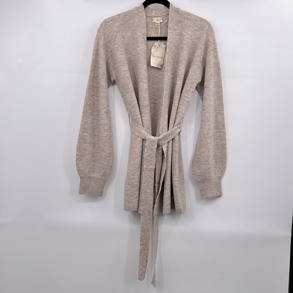 🆕Hem & Thread Cardigan Knit Beige Cream Belted Waist Ballon Sleeve Restocked - Picture 10 of 12